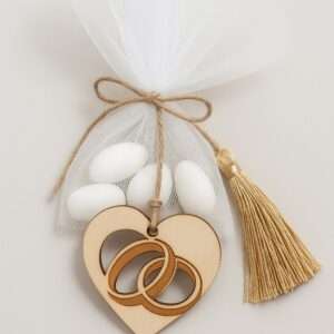 Μπομπονιέρα γάμου σε σχήμα καρδια