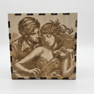 Χειροποίητο Ξύλινο Κουτί με Καλλιτεχνική Χάραξη